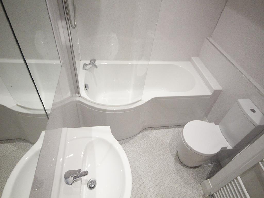 2 bedroom end terrace house Let Agreed in Winewall - _MG_9480.jpg